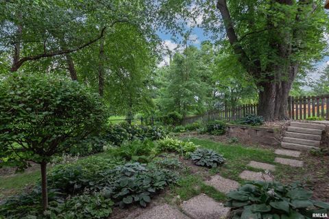 Tiny photo for 4490 HAMILTON Drive, Bettendorf, IA 52722 (MLS # QC4265513)