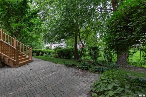 Tiny photo for 4490 Hamilton Dr Drive, Bettendorf, IA 52722 (MLS # QC4265513)