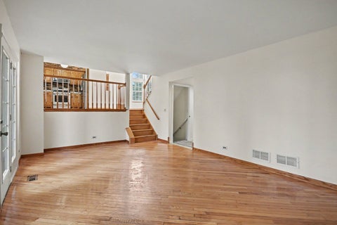 Tiny photo for 1457 Beaumont Circle, Bartlett, IL 60103 (MLS # 12786547)