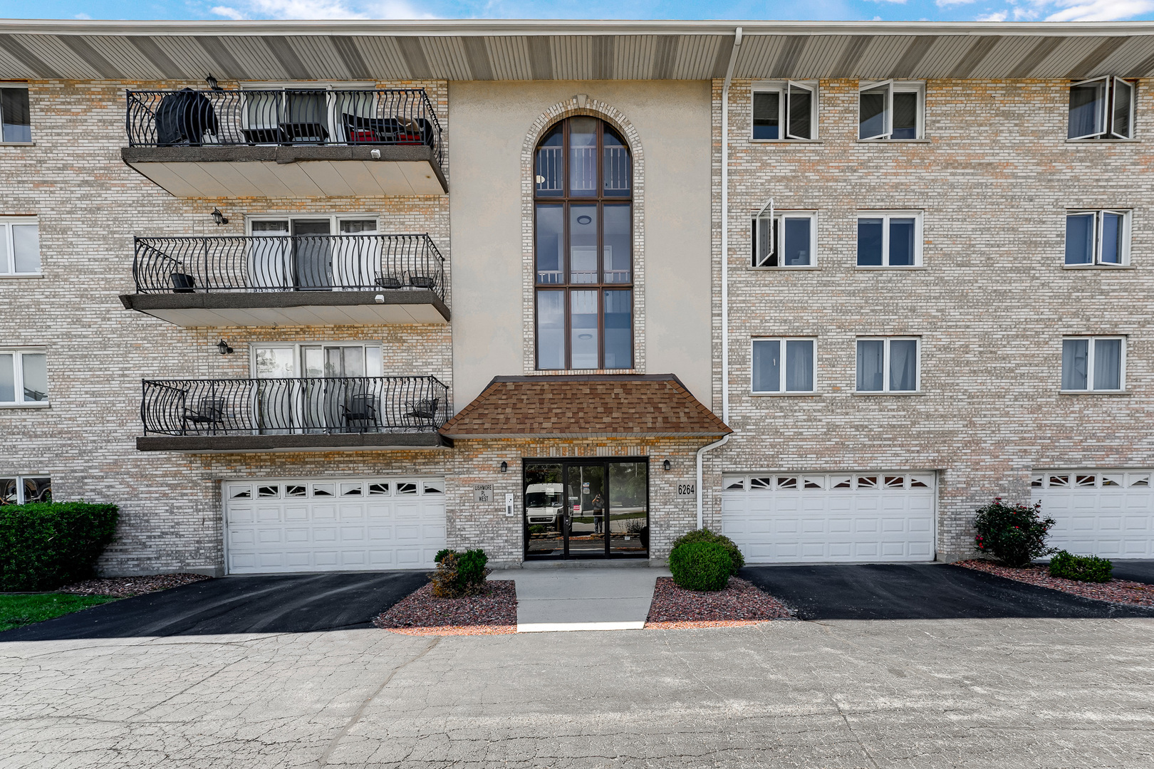 6264 S Gullikson Road 4A