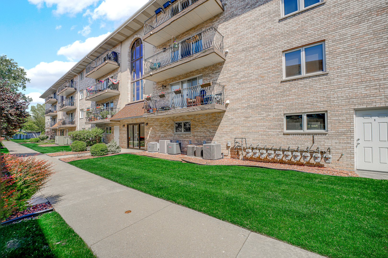 6264 S Gullikson Road 4A