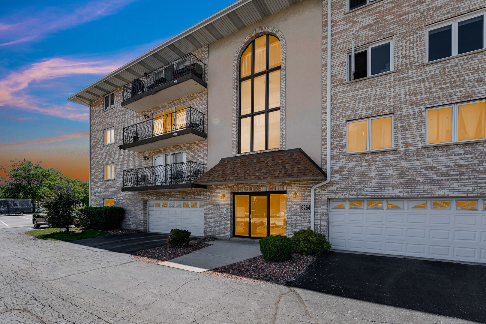 6264 S Gullikson Road 4A