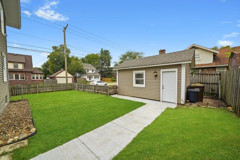 Tiny photo for 1604 Grant Avenue, Rockford, IL 61103 (MLS # 12663362)
