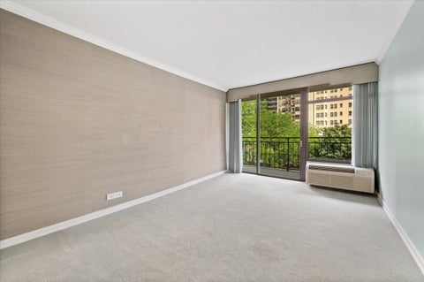 Tiny photo for 1430 N Astor Street #7C, Chicago, IL 60610 (MLS # 12748416)