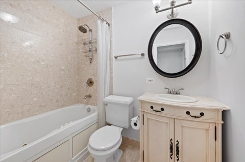 Tiny photo for 1430 N Astor Street #7C, Chicago, IL 60610 (MLS # 12748416)