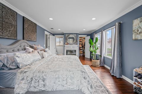 Tiny photo for 340 Stonehurst Lane, Roselle, IL 60172 (MLS # 12614982)