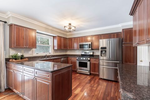 Tiny photo for 246 Montclair Road, Vernon Hills, IL 60061 (MLS # 12573788)