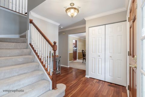 Tiny photo for 246 Montclair Road, Vernon Hills, IL 60061 (MLS # 12573788)