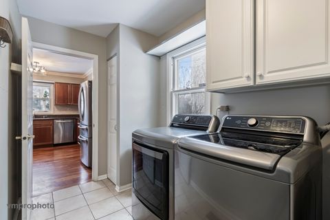 Tiny photo for 246 Montclair Road, Vernon Hills, IL 60061 (MLS # 12573788)