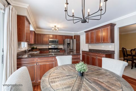 Tiny photo for 246 Montclair Road, Vernon Hills, IL 60061 (MLS # 12573788)