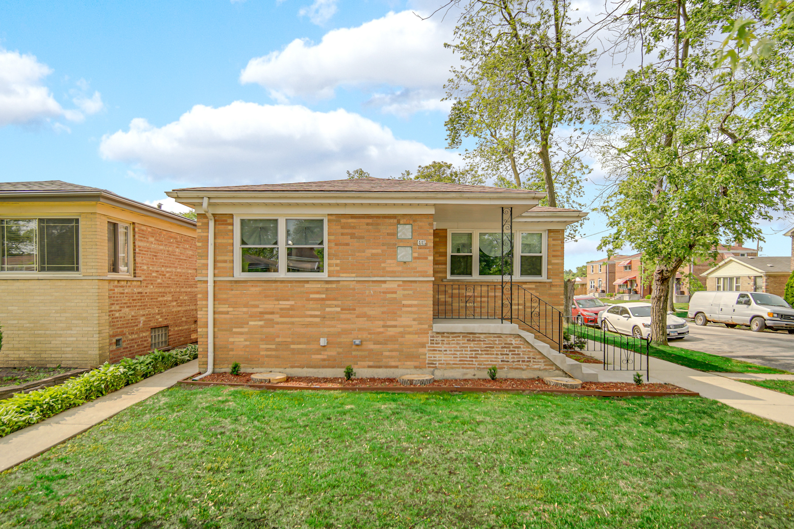 445 W 98th Street