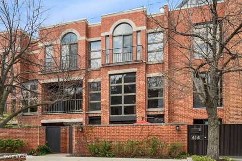 416 W Grant Place B Chicago IL 60614