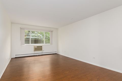 Tiny photo for 1136 Greenleaf Avenue #303, Wilmette, IL 60091 (MLS # 12494292)