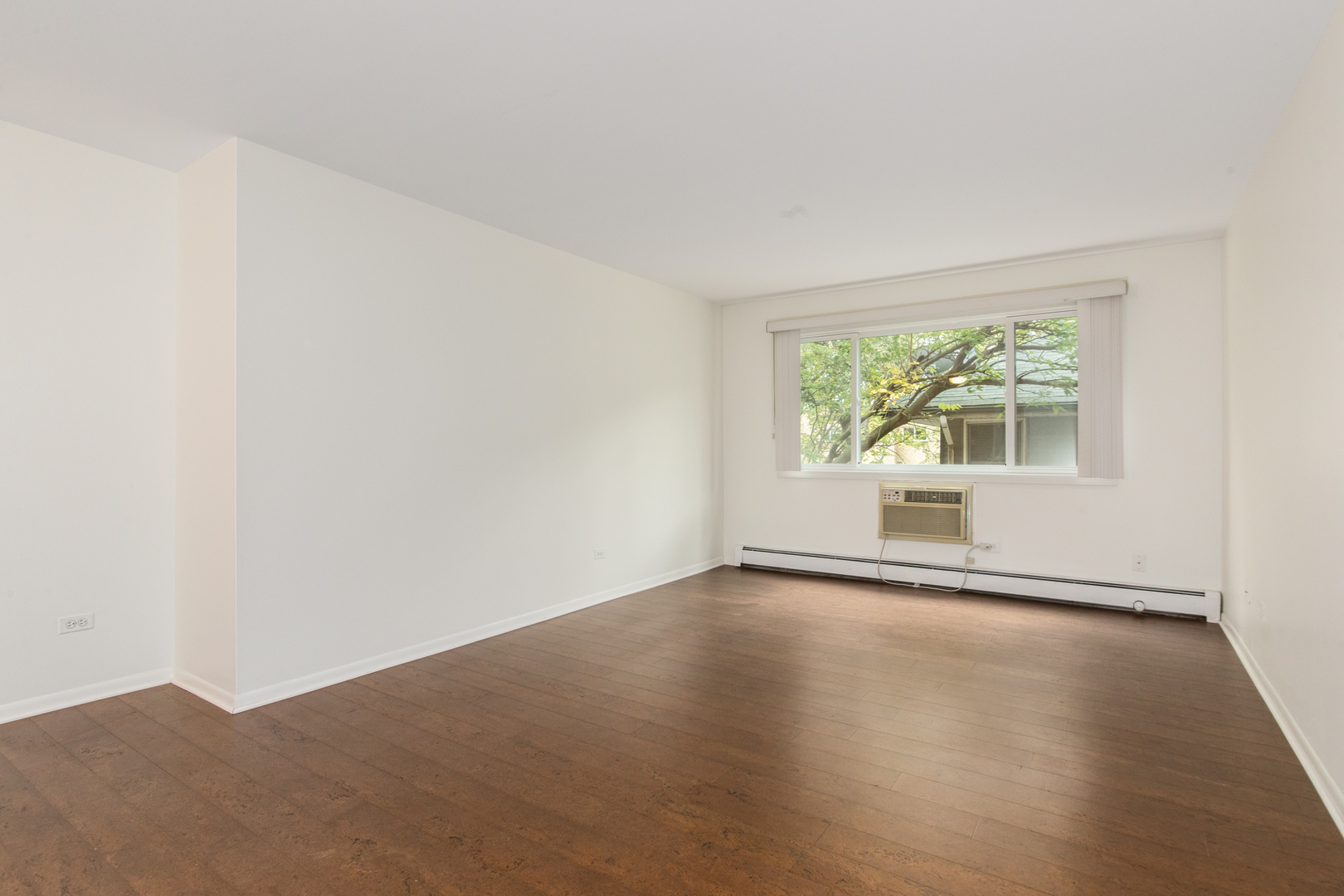 1136 Greenleaf Avenue 303