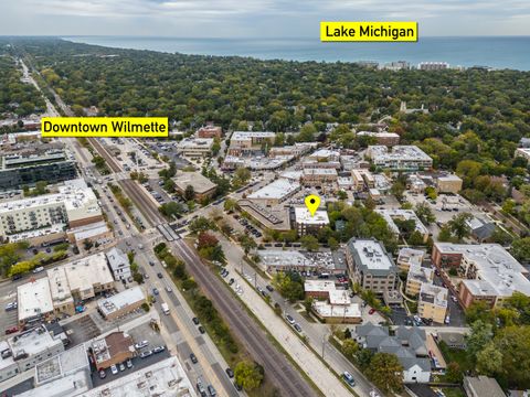 Tiny photo for 1136 Greenleaf Avenue #303, Wilmette, IL 60091 (MLS # 12494292)