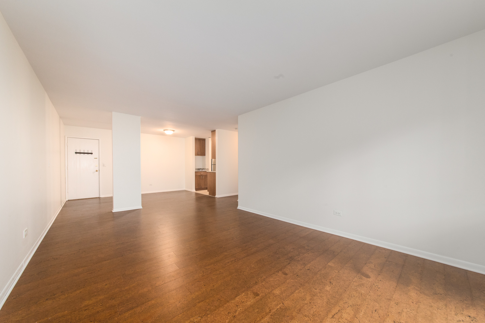 1136 Greenleaf Avenue 303
