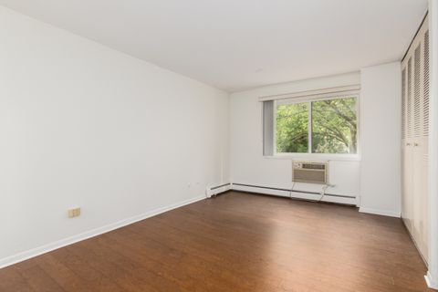 Tiny photo for 1136 Greenleaf Avenue #303, Wilmette, IL 60091 (MLS # 12494292)