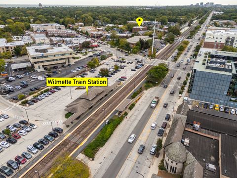 Tiny photo for 1136 Greenleaf Avenue #303, Wilmette, IL 60091 (MLS # 12494292)