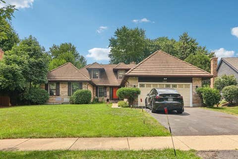 Photo of 1213 Johnson Drive, Naperville, IL 60540 (MLS # 12730644)