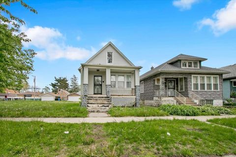 Photo of 12337 S Emerald Avenue, Chicago, IL 60628 (MLS # 12634434)