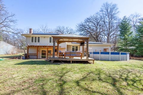 Tiny photo for 3N046 Lakeview Court, West Chicago, IL 60185 (MLS # 12587635)