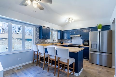 Tiny photo for 3N046 Lakeview Court, West Chicago, IL 60185 (MLS # 12587635)