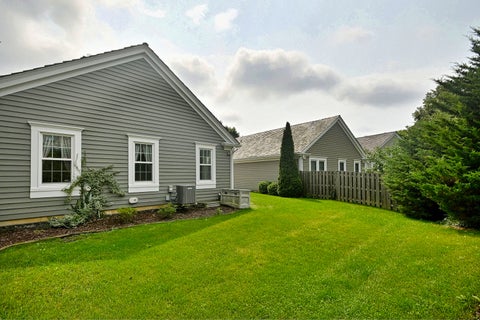 Tiny photo for 452 Park Barrington Drive, Barrington, IL 60010 (MLS # 12718345)