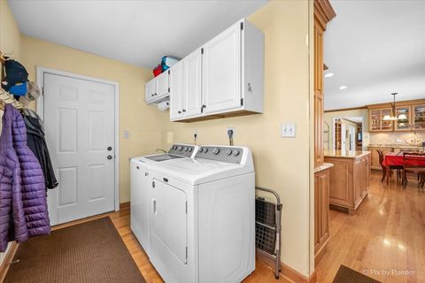 Tiny photo for 5N490 Hidden Springs Drive, St. Charles, IL 60175 (MLS # 12615556)