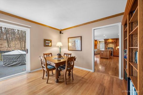 Tiny photo for 5N490 Hidden Springs Drive, St. Charles, IL 60175 (MLS # 12615556)