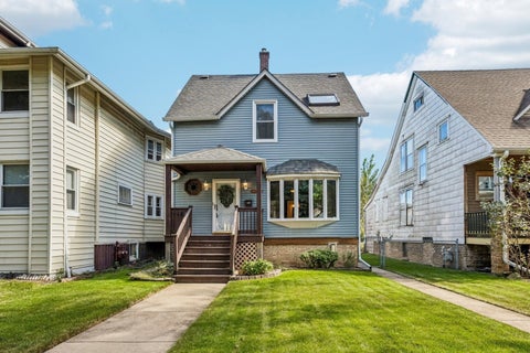 Photo of 4731 N Kilbourn Avenue, Chicago, IL 60630 (MLS # 12774111)