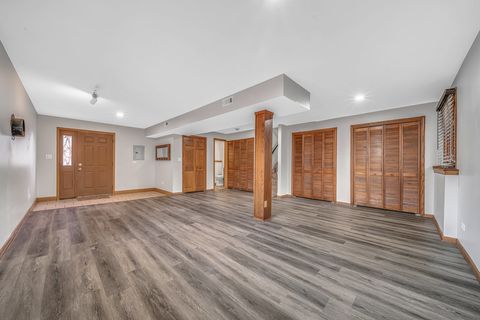 Tiny photo for 803 Oakton Avenue, Romeoville, IL 60446 (MLS # 12428087)