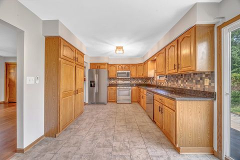 Tiny photo for 803 Oakton Avenue, Romeoville, IL 60446 (MLS # 12428087)