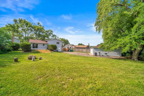 Tiny photo for 803 Oakton Avenue, Romeoville, IL 60446 (MLS # 12428087)
