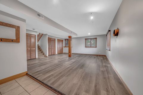 Tiny photo for 803 Oakton Avenue, Romeoville, IL 60446 (MLS # 12428087)