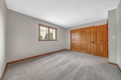Tiny photo for 803 Oakton Avenue, Romeoville, IL 60446 (MLS # 12428087)