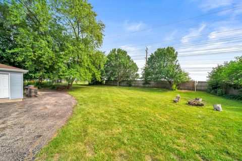 Tiny photo for 803 Oakton Avenue, Romeoville, IL 60446 (MLS # 12428087)
