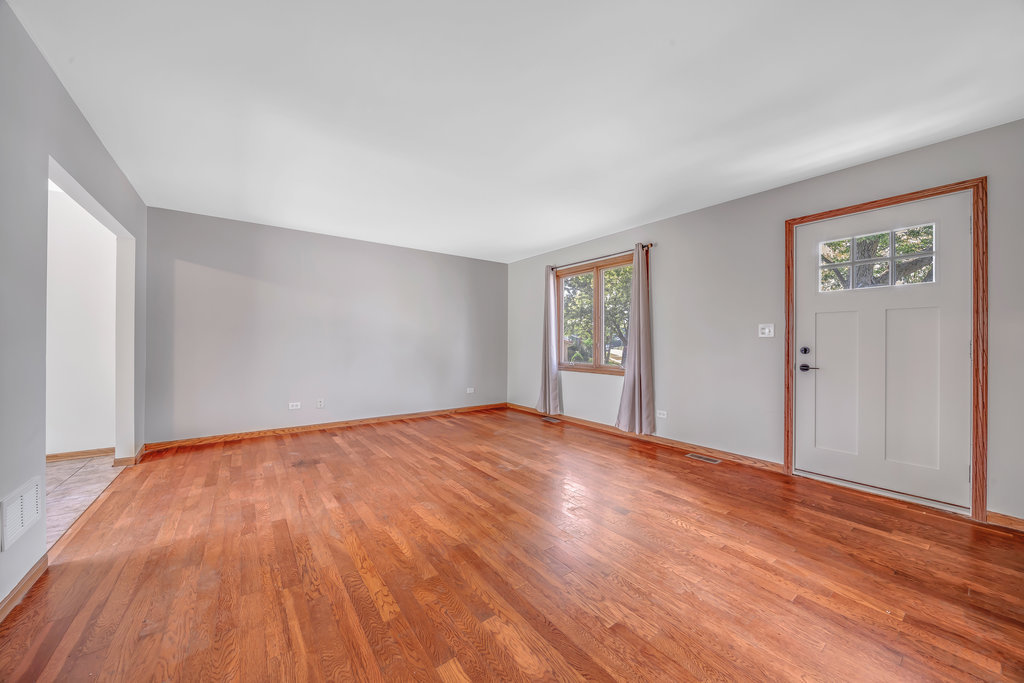 803 Oakton Avenue