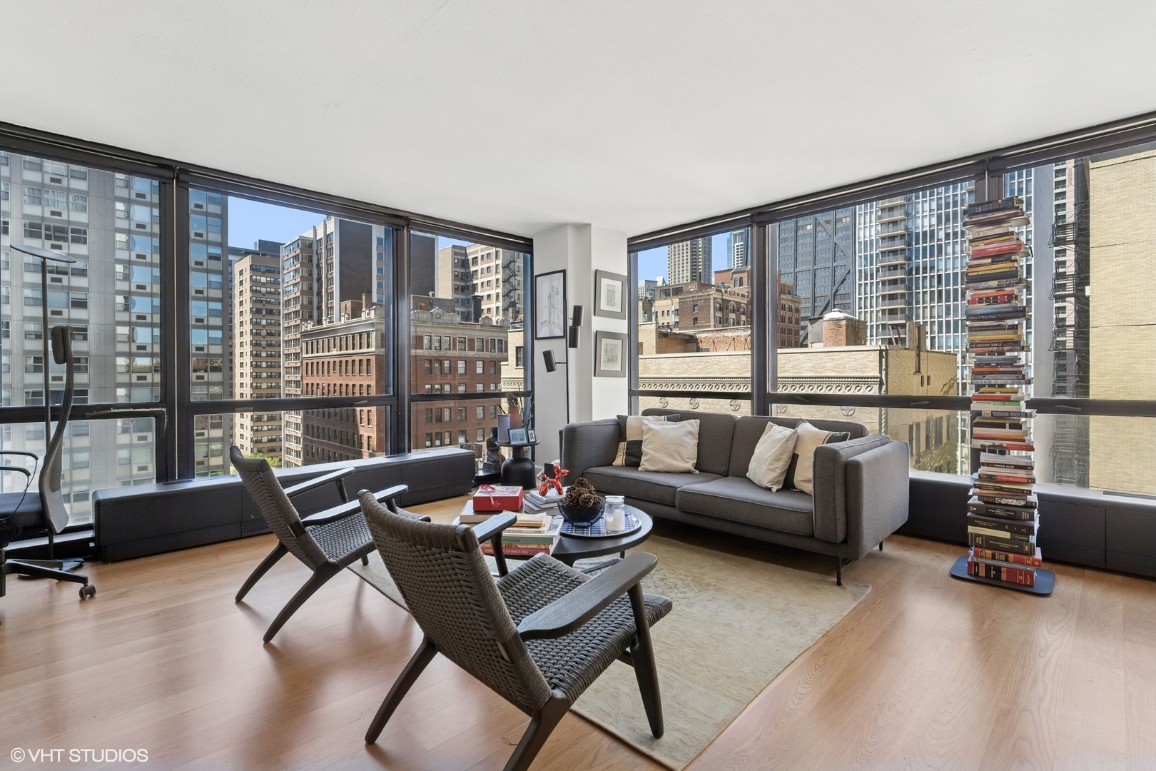 910 N Lake Shore Drive 1216