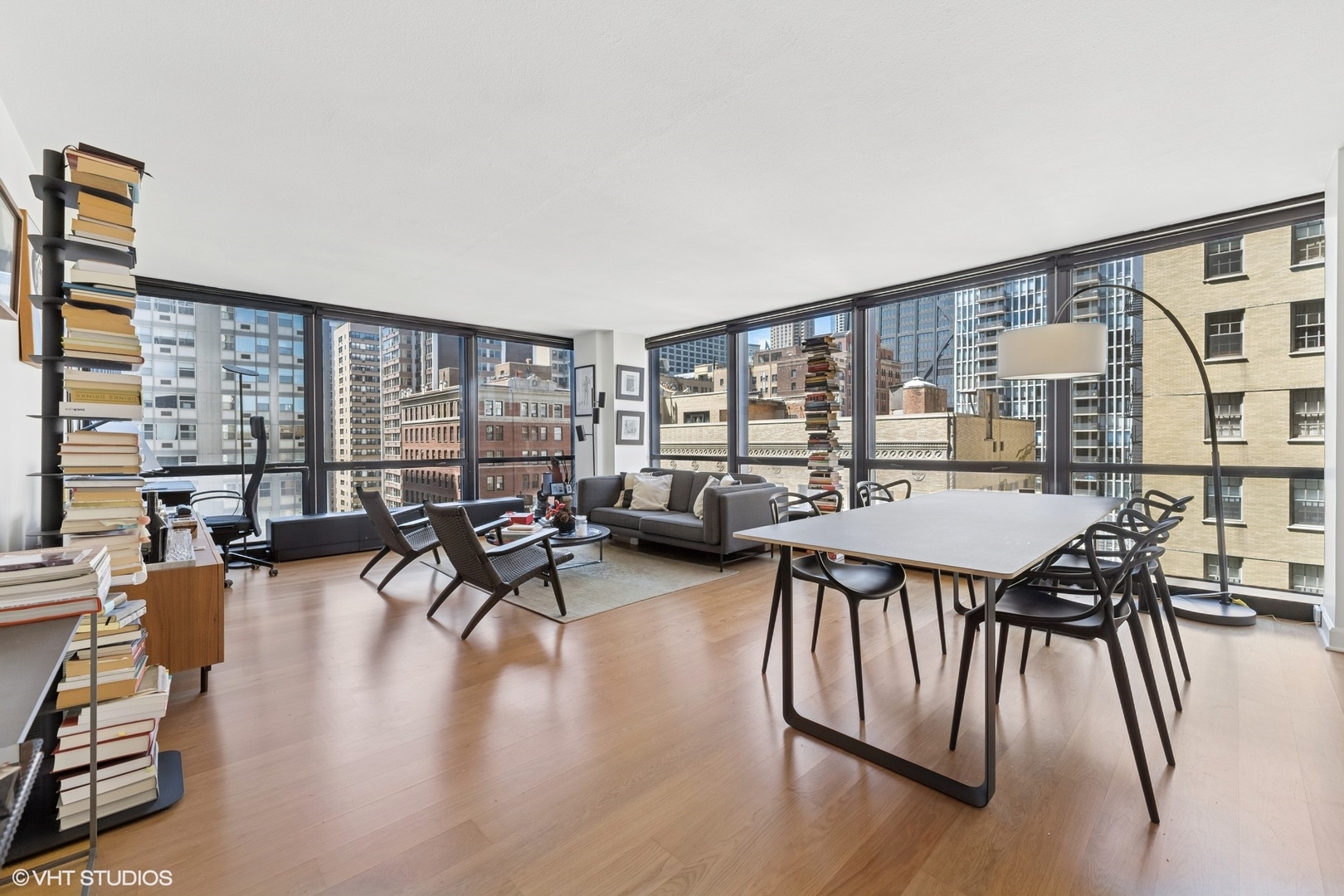 910 N Lake Shore Drive 1216