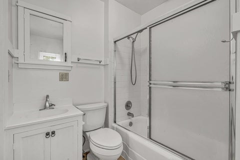 Tiny photo for 2817 Bellevue Avenue, Bettendorf, IA 52722 (MLS # 12763291)