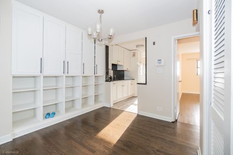 Tiny photo for 4811 N Harlem Avenue #3, Chicago, IL 60656 (MLS # 12439274)