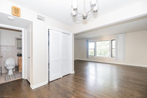 Tiny photo for 4811 N Harlem Avenue #3, Chicago, IL 60656 (MLS # 12439274)