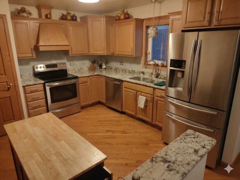 Tiny photo for 11277 Moraine Drive #L, Palos Hills, IL 60465 (MLS # 12785377)