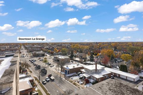 Tiny photo for 141 N La Grange Road #803, La Grange, IL 60525 (MLS # 12512849)