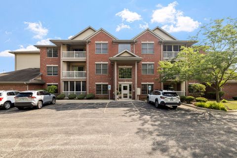 Photo of 20301 S Pine Hill Road #3A, Frankfort, IL 60423 (MLS # 12445103)