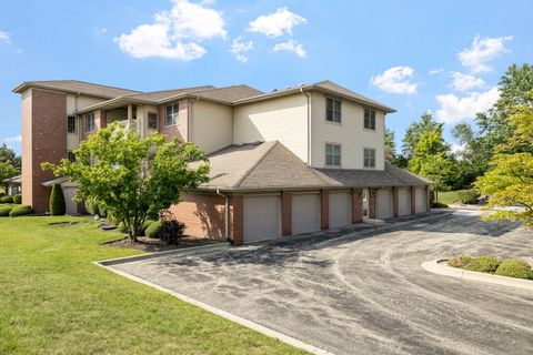 Tiny photo for 20301 S Pine Hill Road #3A, Frankfort, IL 60423 (MLS # 12445103)