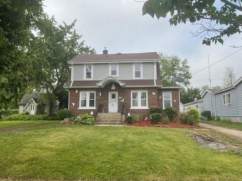 115 E Quincy Street Westmont IL 60559
