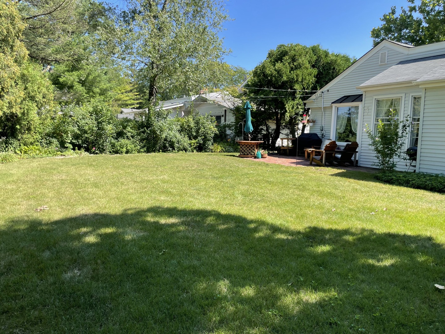 2546 Laurel Lane