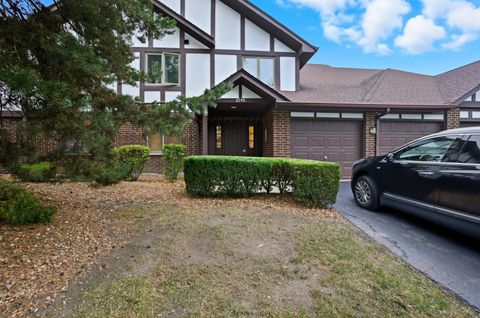 Tiny photo for 6740 180th Street #1E, Tinley Park, IL 60477 (MLS # 12520436)