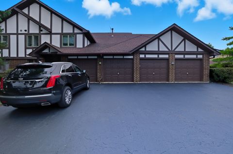 Tiny photo for 6740 180th Street #1E, Tinley Park, IL 60477 (MLS # 12520436)